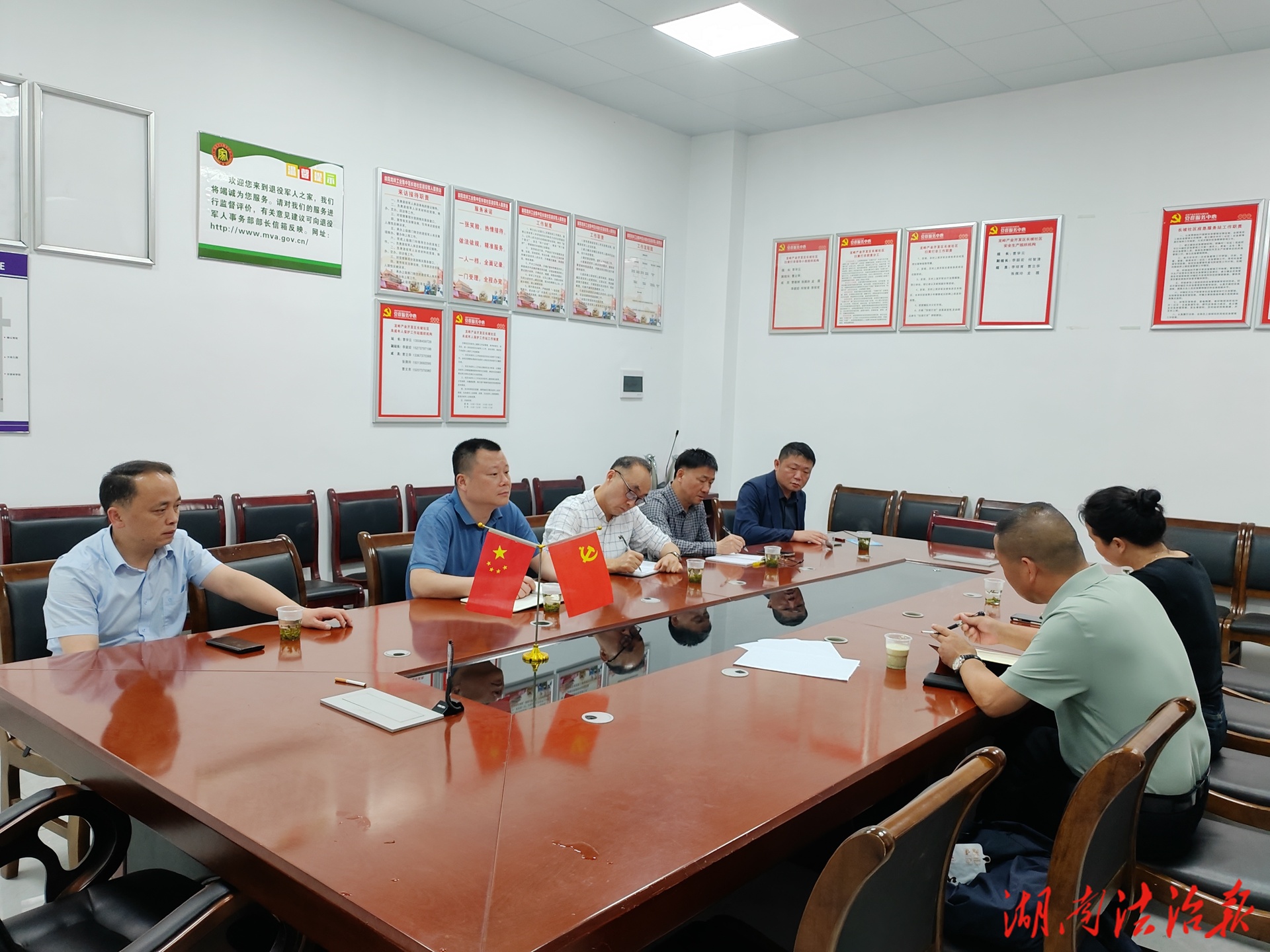 赫山區(qū)龍光橋街道：  建起箴言調(diào)解室，服務群眾零距離