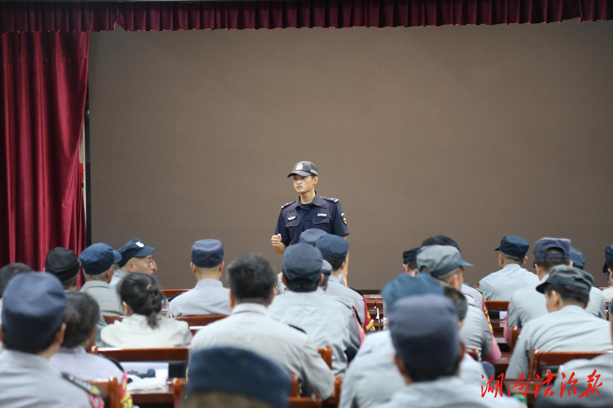 吉首公安“實戰化”培訓校園安保 以技能筑牢平安防線