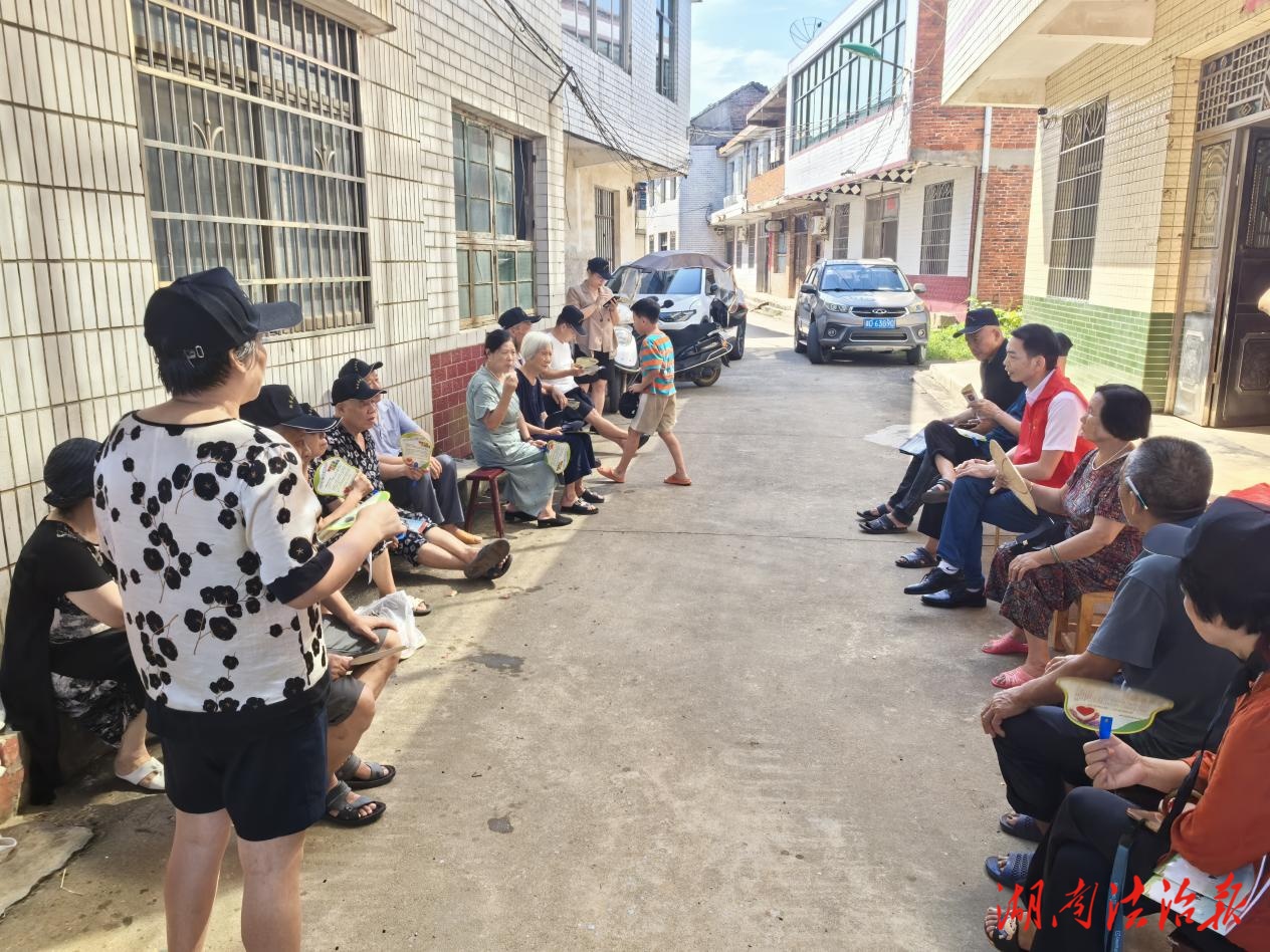 走訪懇談匯民智平安共建解民憂