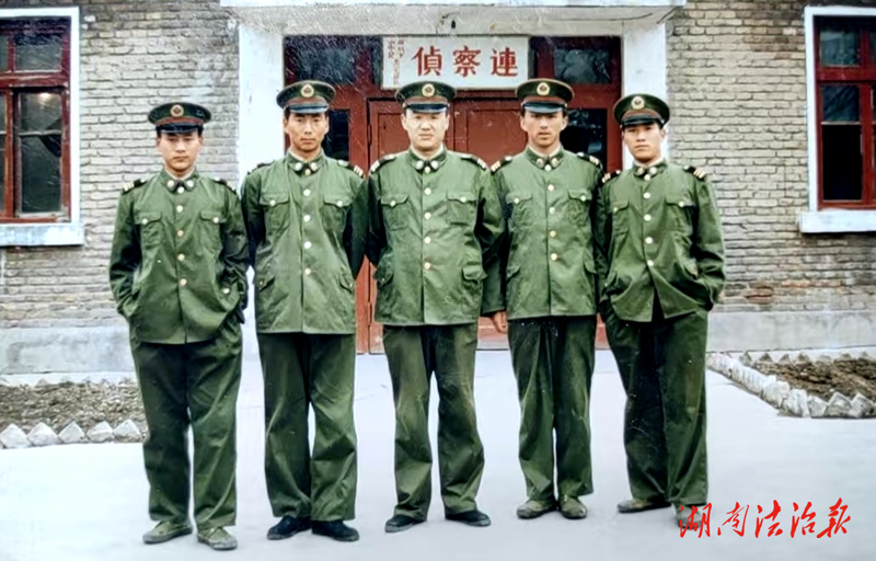 警營里的“軍人本色” ——記常德市公安局交警支隊(duì)直屬二大隊(duì)黨員先鋒中隊(duì)指導(dǎo)員姚吉權(quán)