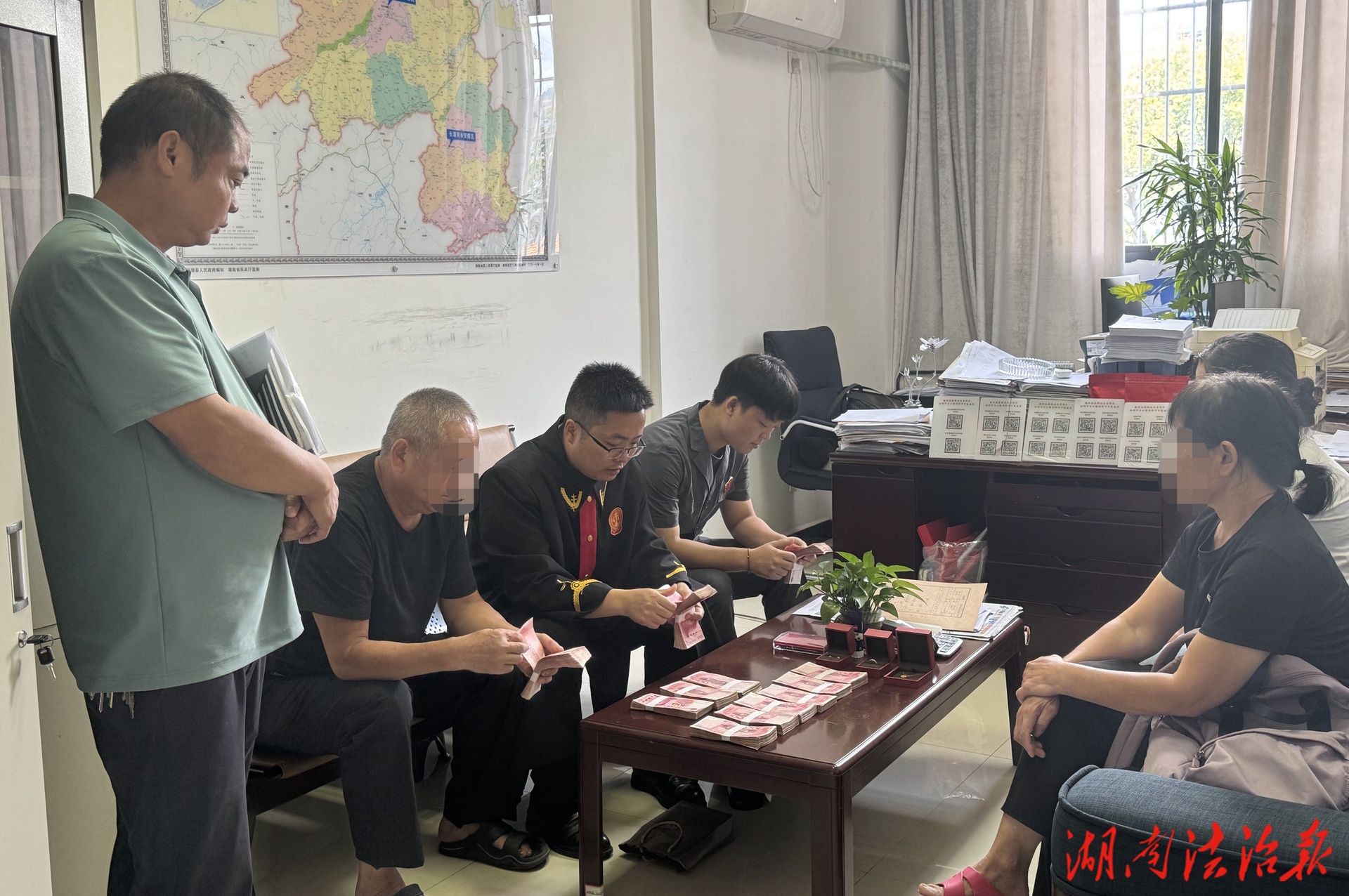 新時代楓橋經驗 ｜彩禮糾紛巧調解 當場退還化干戈