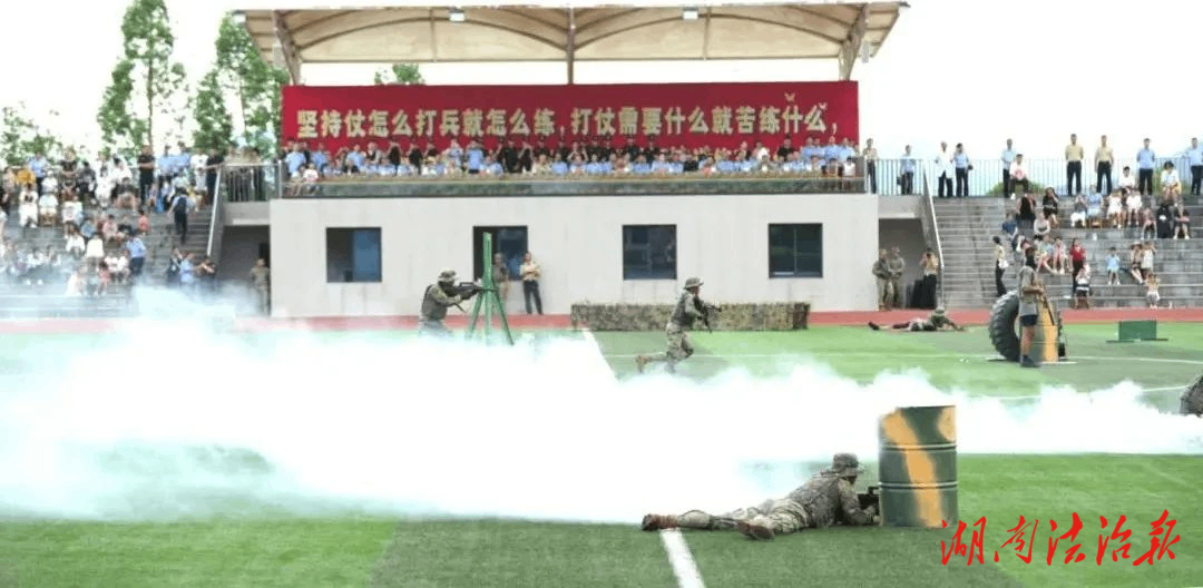“雪峰山下軍警情”——2025年洞口縣公安局暑期親子活動(dòng)之走進(jìn)軍營(yíng)