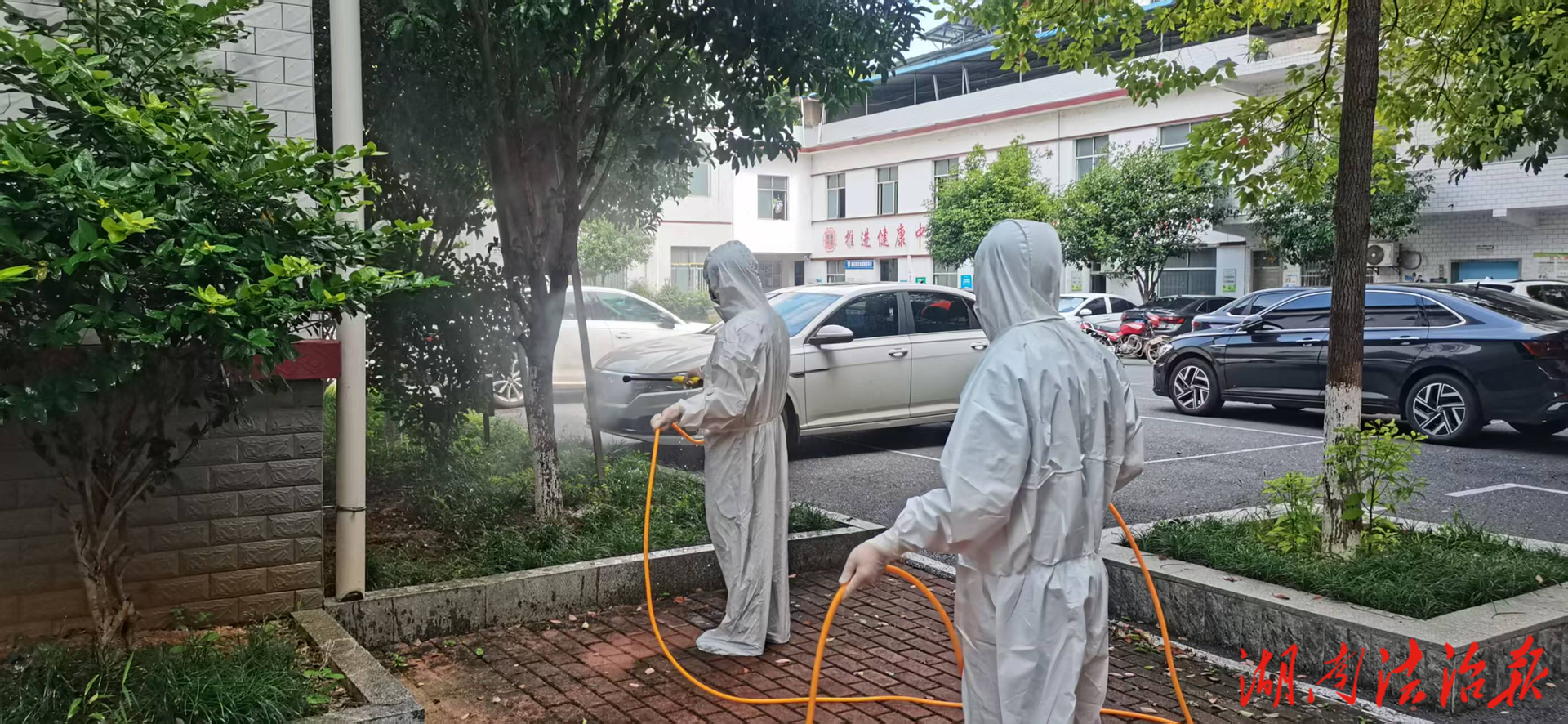 祁陽市梅溪鎮衛生院開展環境消殺 筑牢公共衛生防線