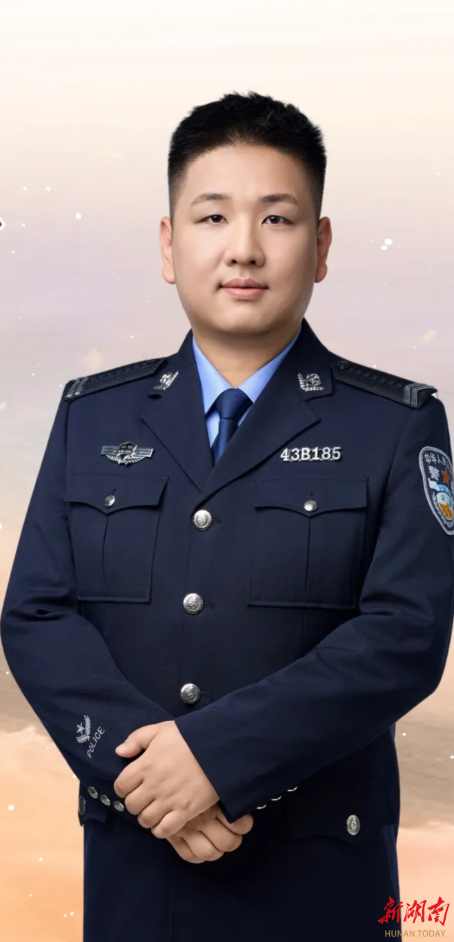 葉杰：從軍裝到警服的守護接力