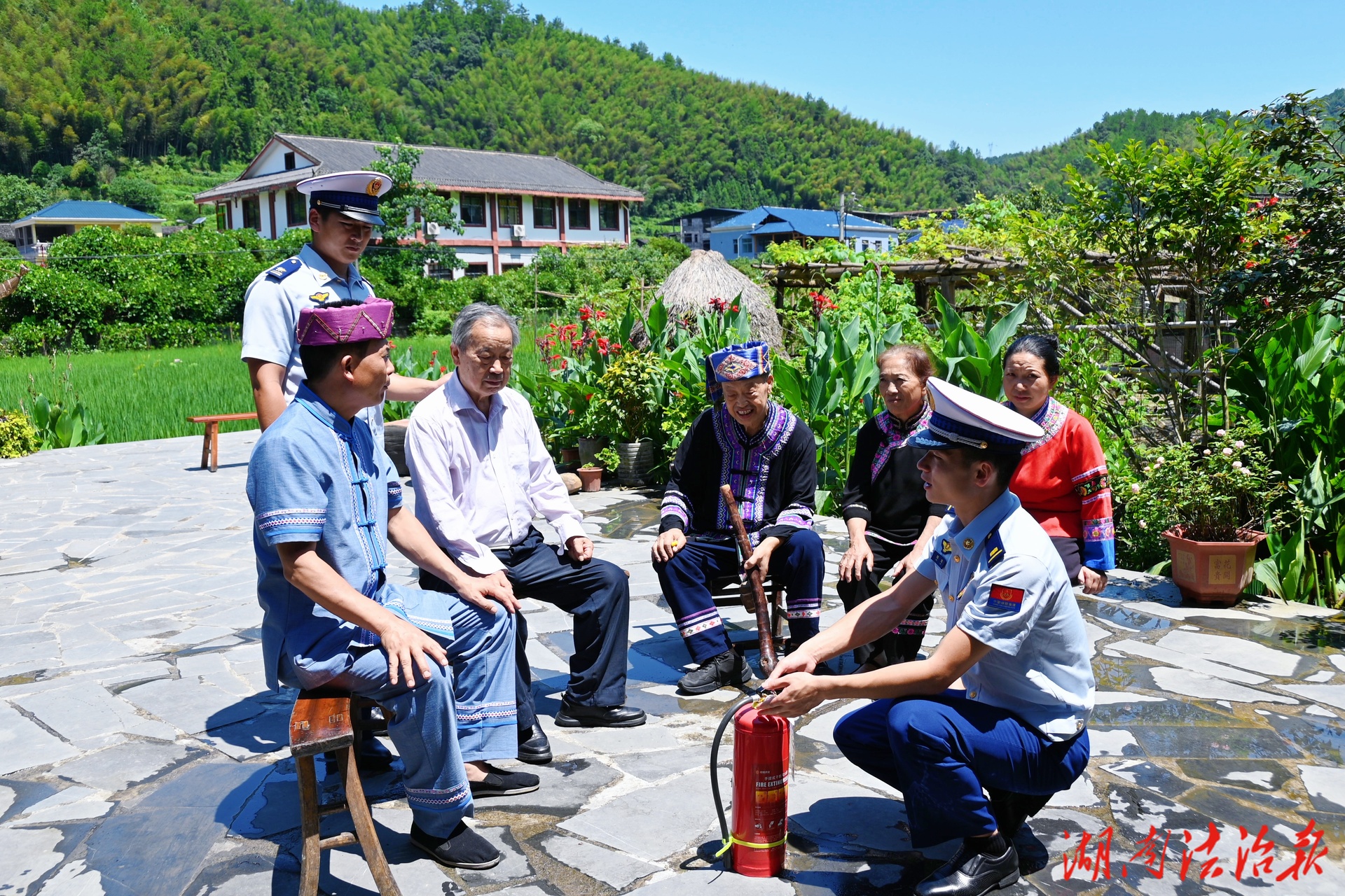 城步消防宣传进农村 守护苗乡大安全