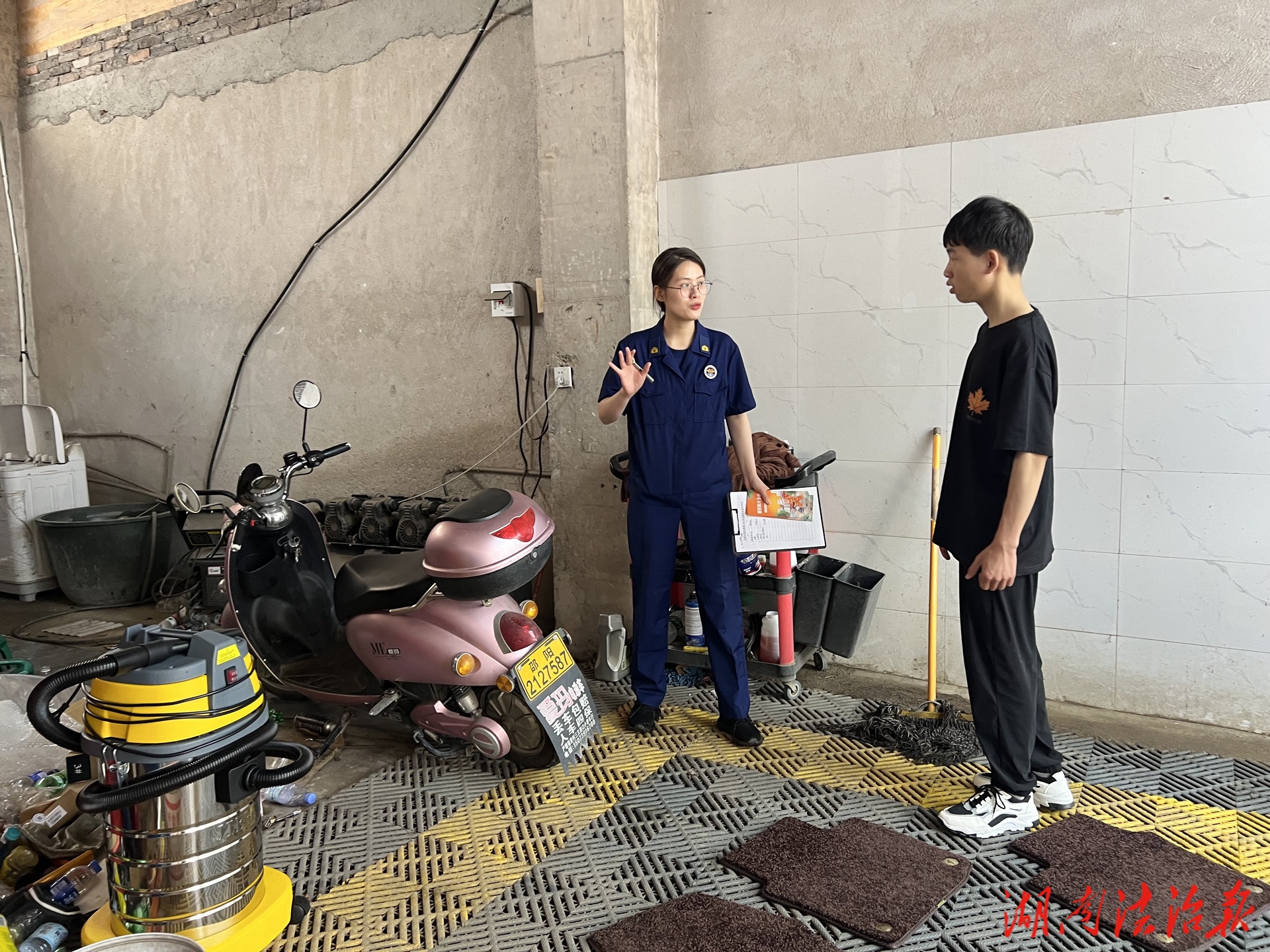 北塔消防开展电动自行车违规停放、充电、非法改装等典型违规行为宣传活动