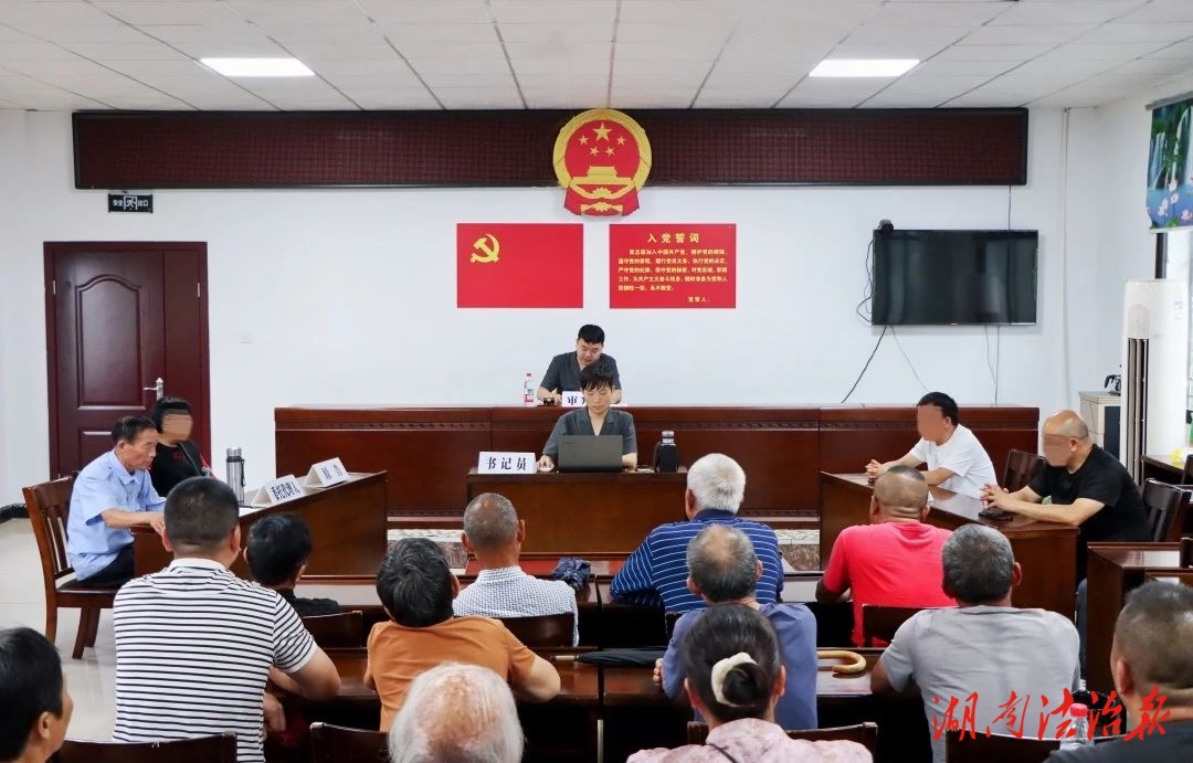 在赡养纠纷中，赡养义务如何界定？出嫁或入赘的子女是否需承担赡养义务？