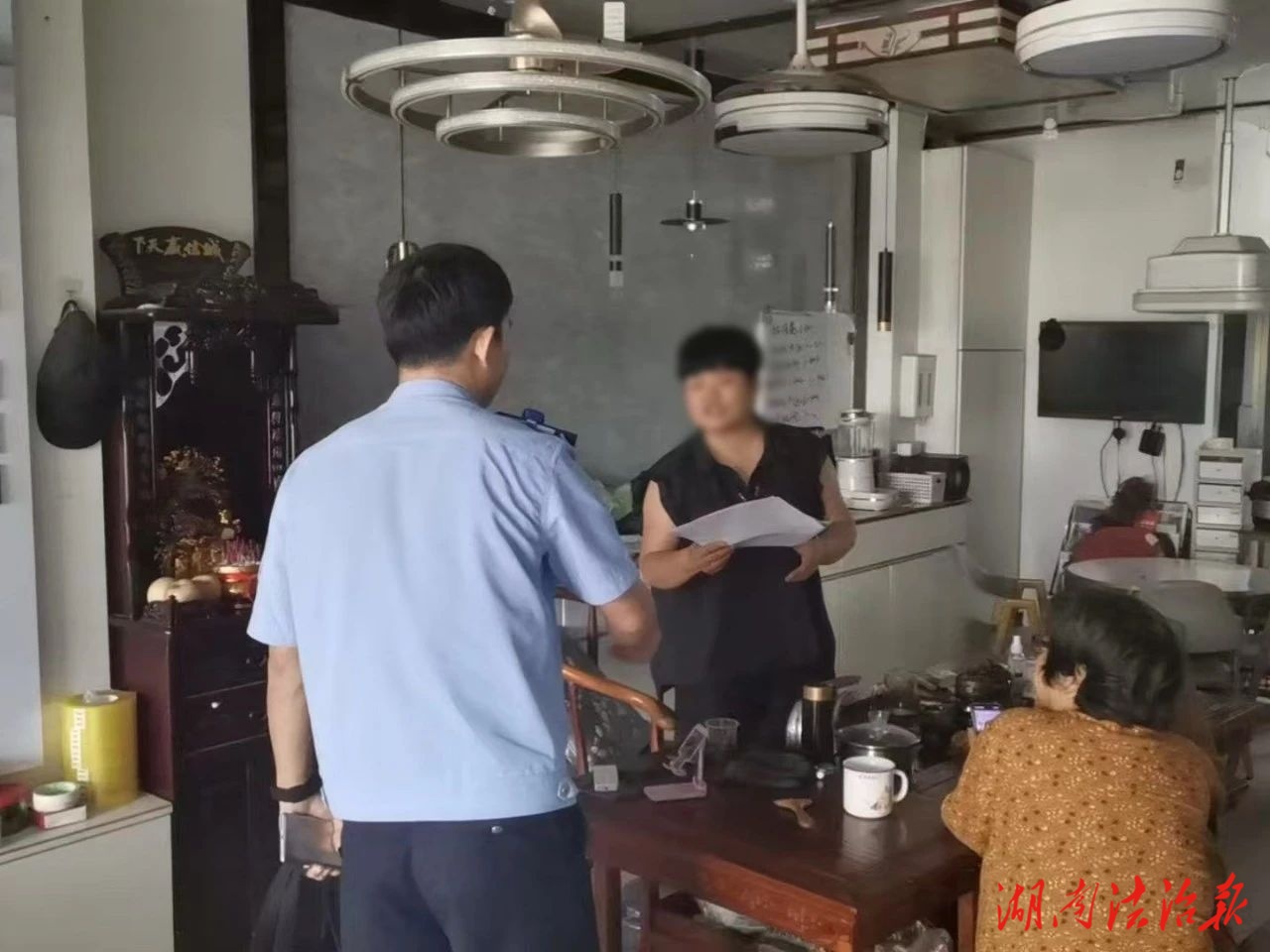 执行110接线索火速行动 汉寿法院现场促成给付解民忧