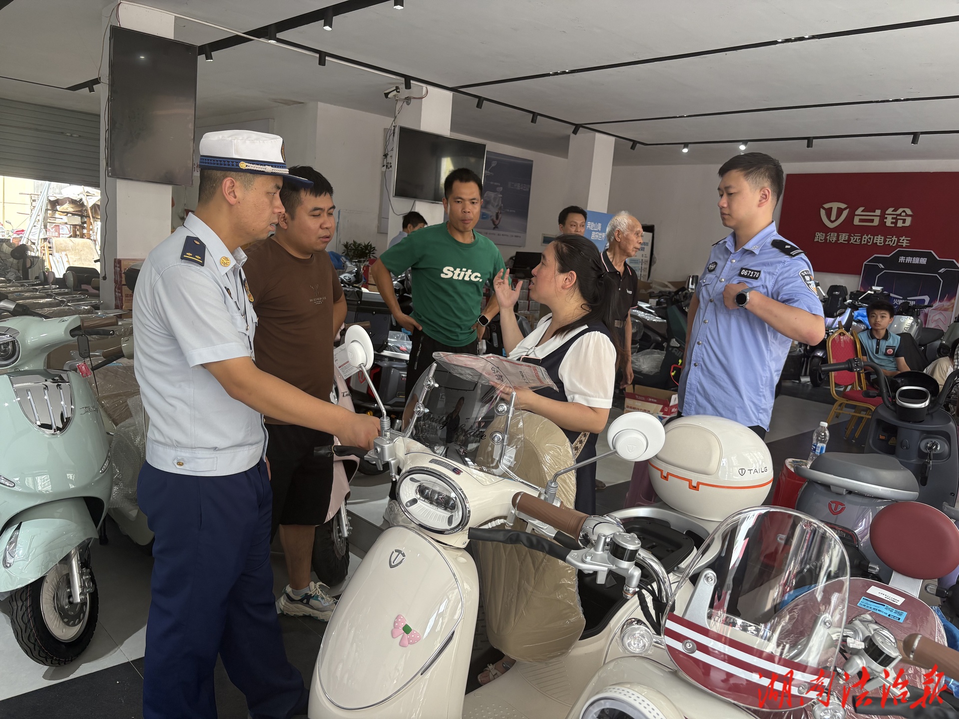 洞口县消防救援大队联合多部门开展电动自行车暗访检查行动