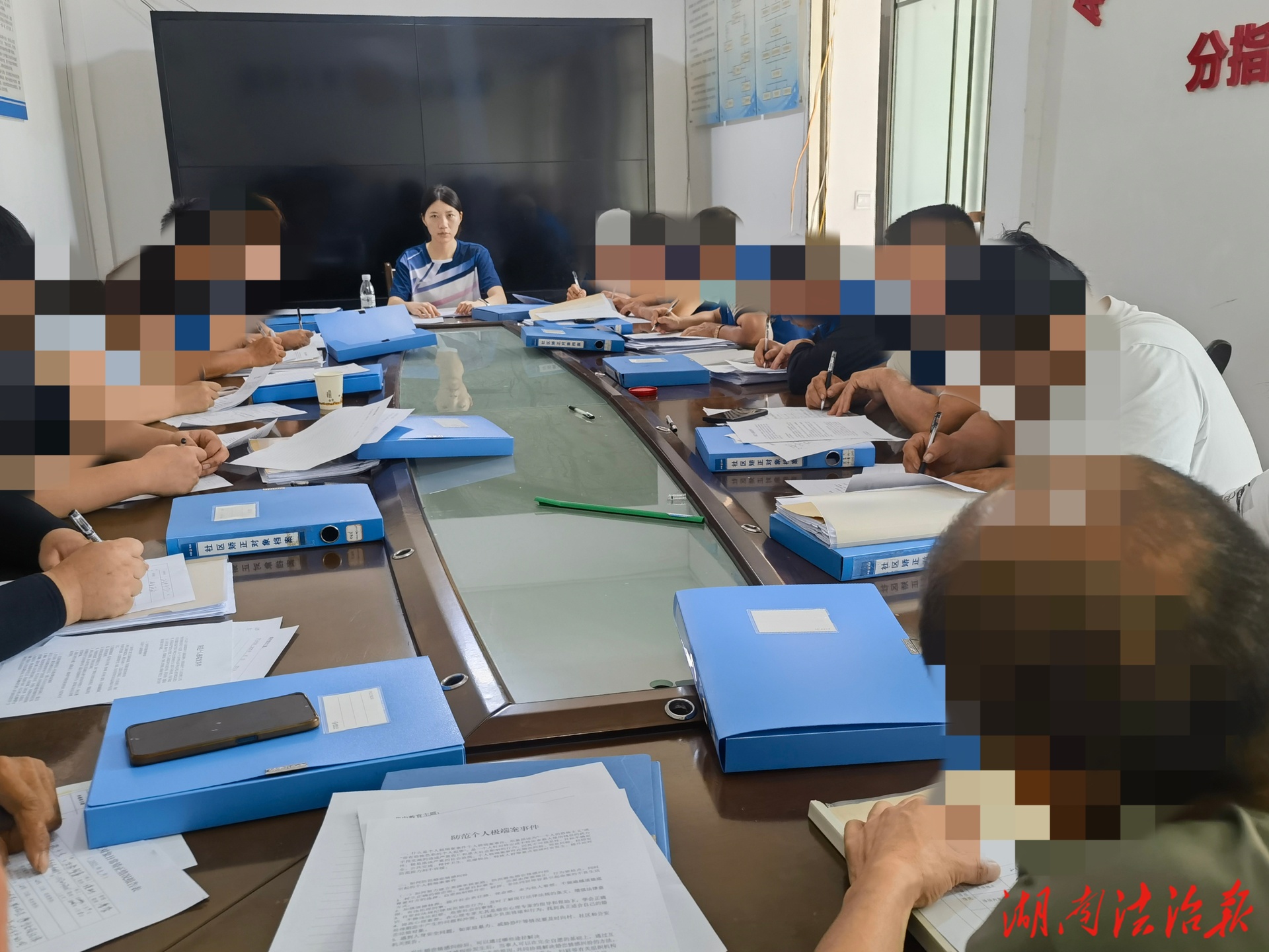 龙山县司法局茨岩塘司法所：聚焦社区矫正对象 开展个人极端案事件防范专题学习