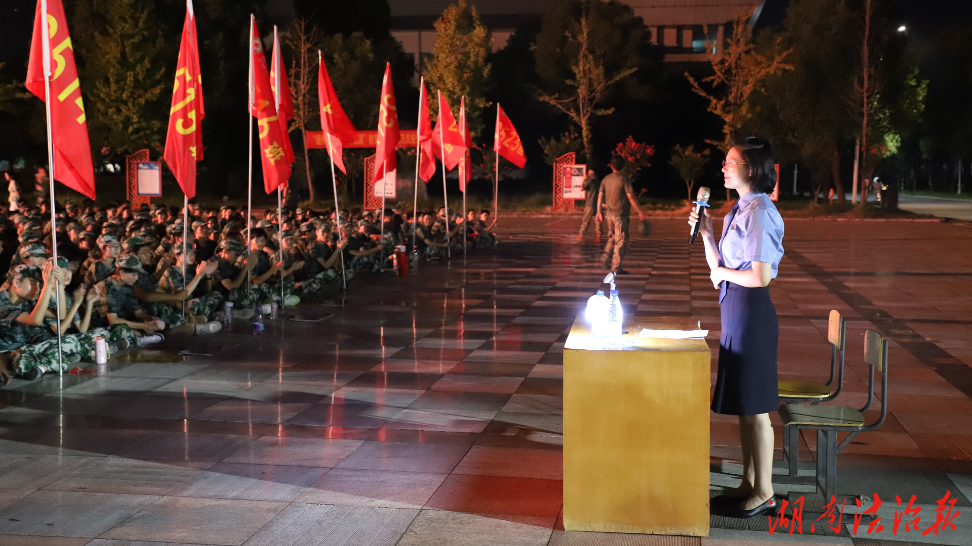 法治清風(fēng)浸潤校園，這堂課“未”你而來