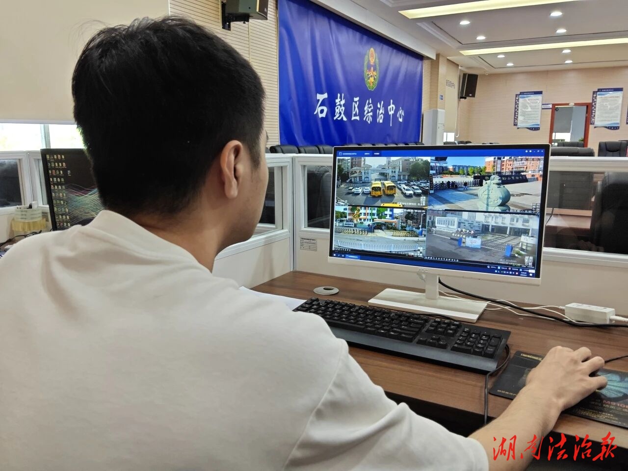 開(kāi)學(xué)啦！守護(hù)校園安全，我們?nèi)σ愿埃? />
                        </a>
                                        <div>
                        <p>
                            <a href=
