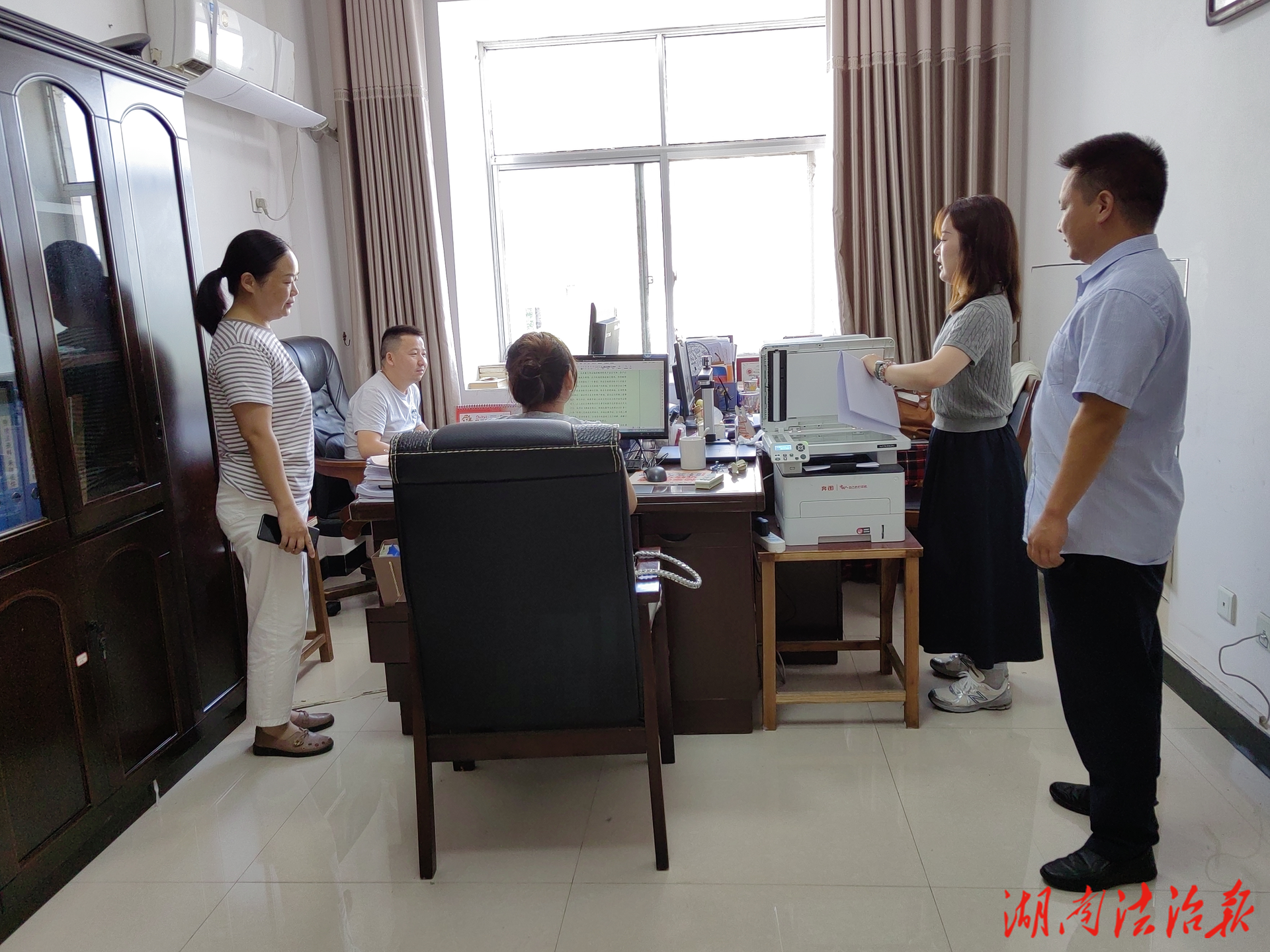 花垣縣司法局：沉下心來修正氣，作風(fēng)督查嚴(yán)紀(jì)律