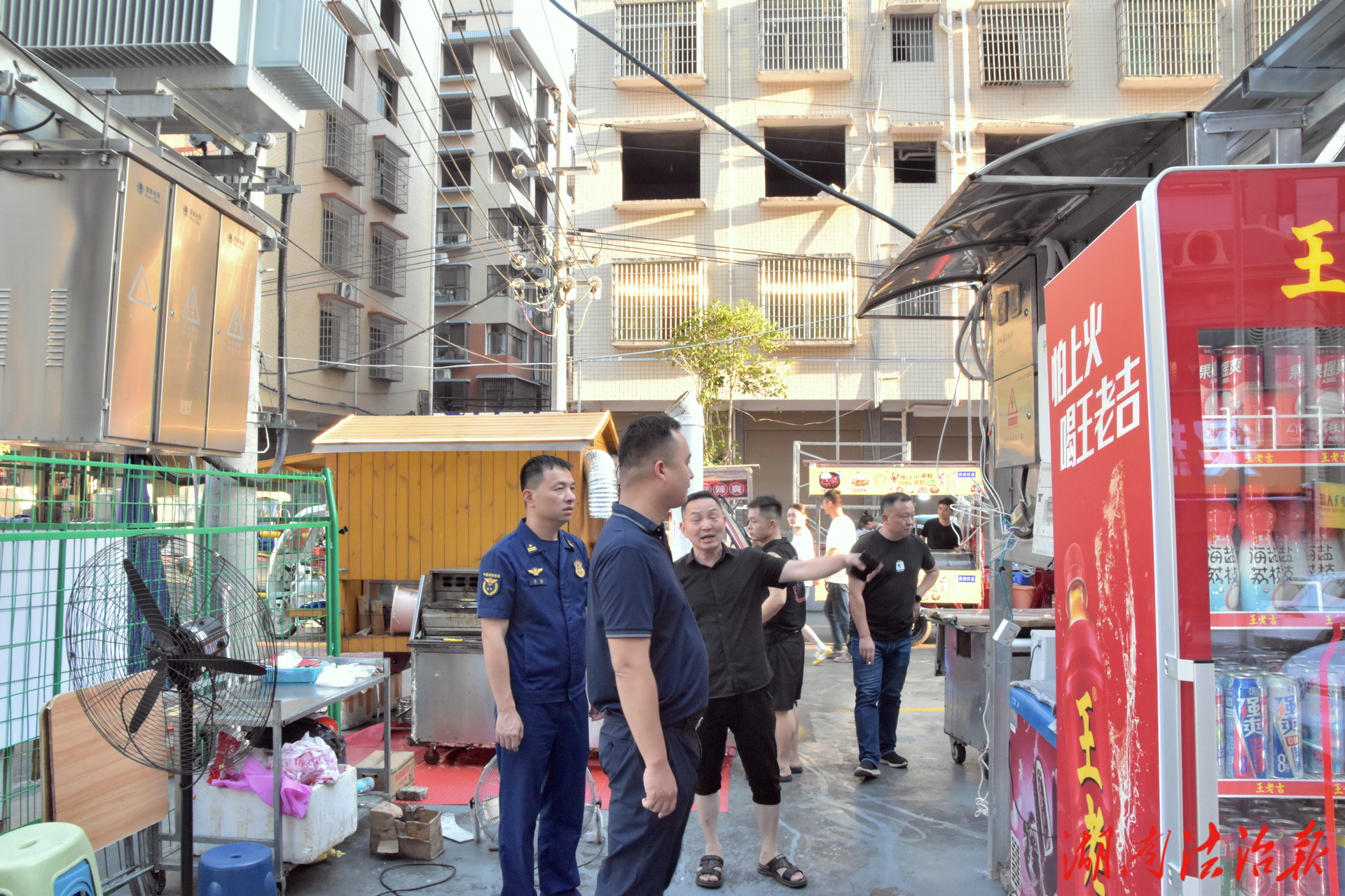 北塔區(qū)多部門聯(lián)合開展夜市經濟消防安全幫扶指導工作
