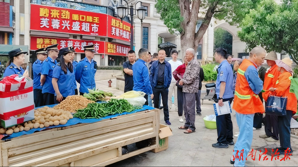 聯(lián)動(dòng)協(xié)作解僵局 溫情執(zhí)法保暢通 --市城管執(zhí)法支隊(duì)站場(chǎng)大隊(duì)高效破解中科路占道經(jīng)營(yíng)難題