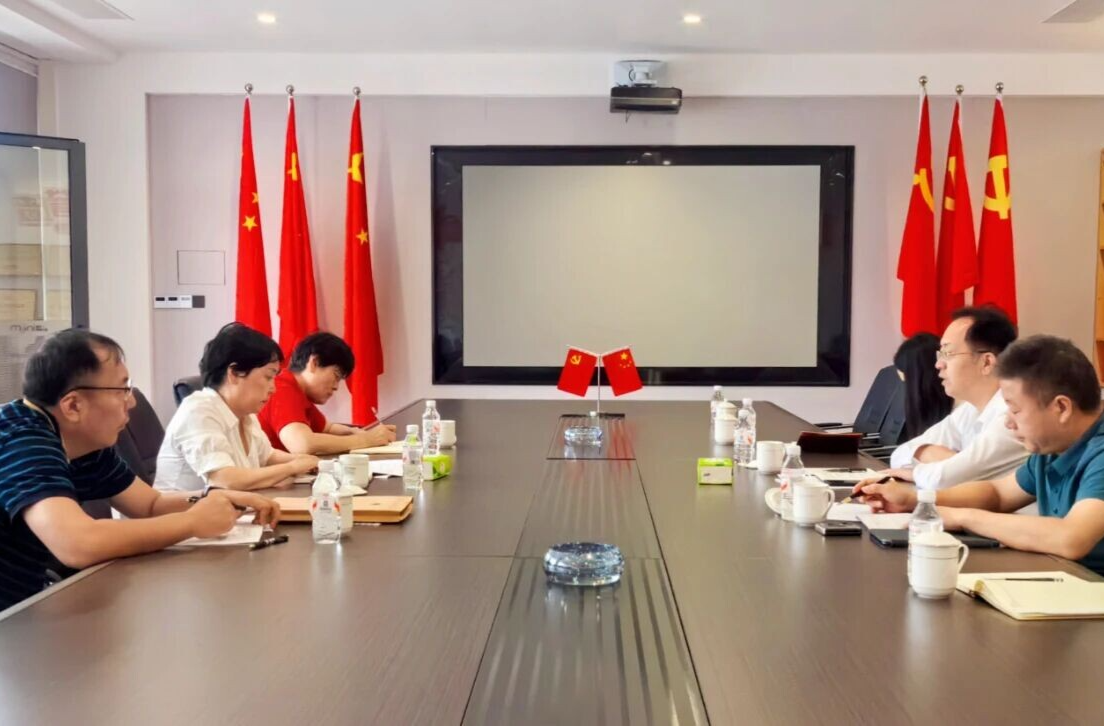 省高院代表委員聯(lián)絡(luò)處赴張家界走訪人大代表聽取意見建議 助推法院工作高質(zhì)量發(fā)展