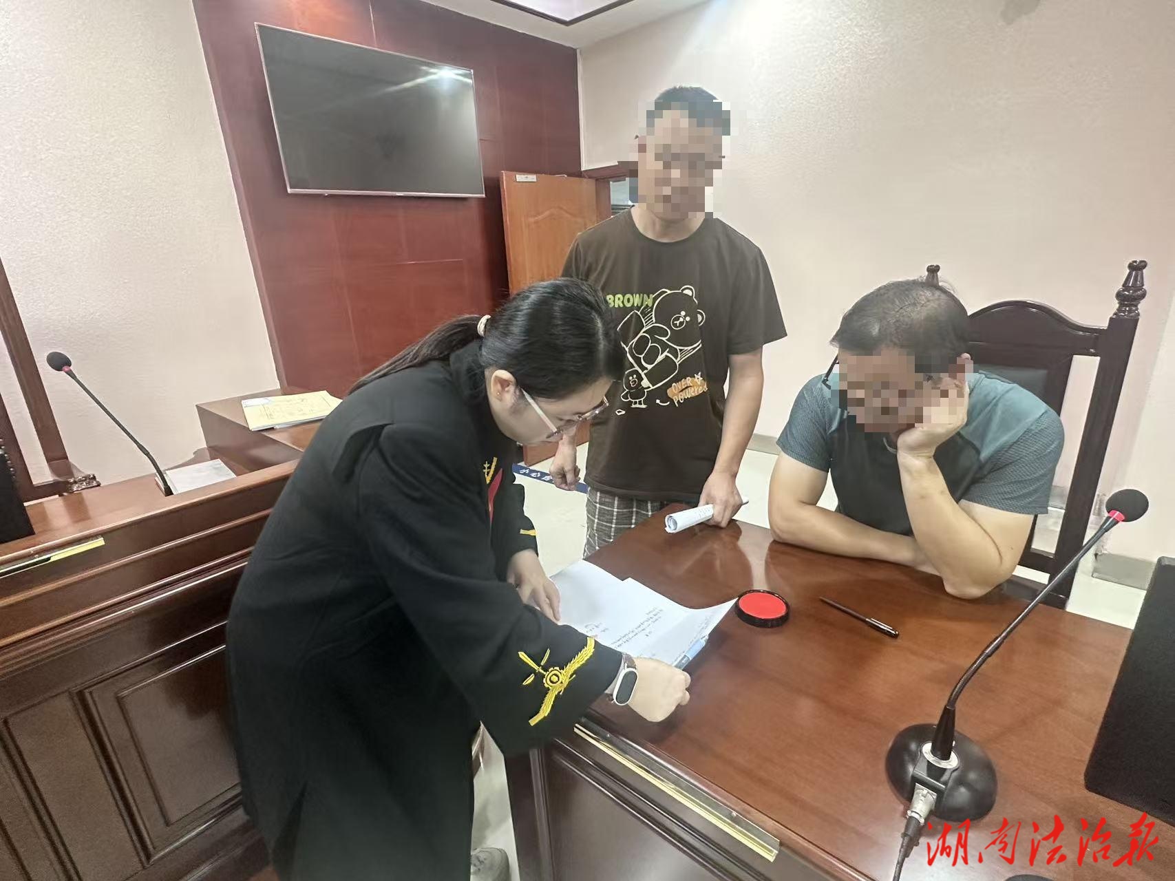 從“對(duì)簿公堂”到“當(dāng)場(chǎng)付清”  ——石鼓法院成功調(diào)解一批勞動(dòng)爭(zhēng)議系列案