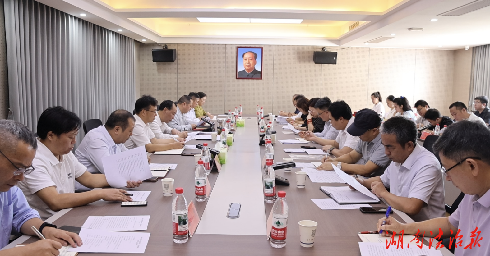 湘西州人民政府舉行第二屆法律顧問(wèn)聘任儀式