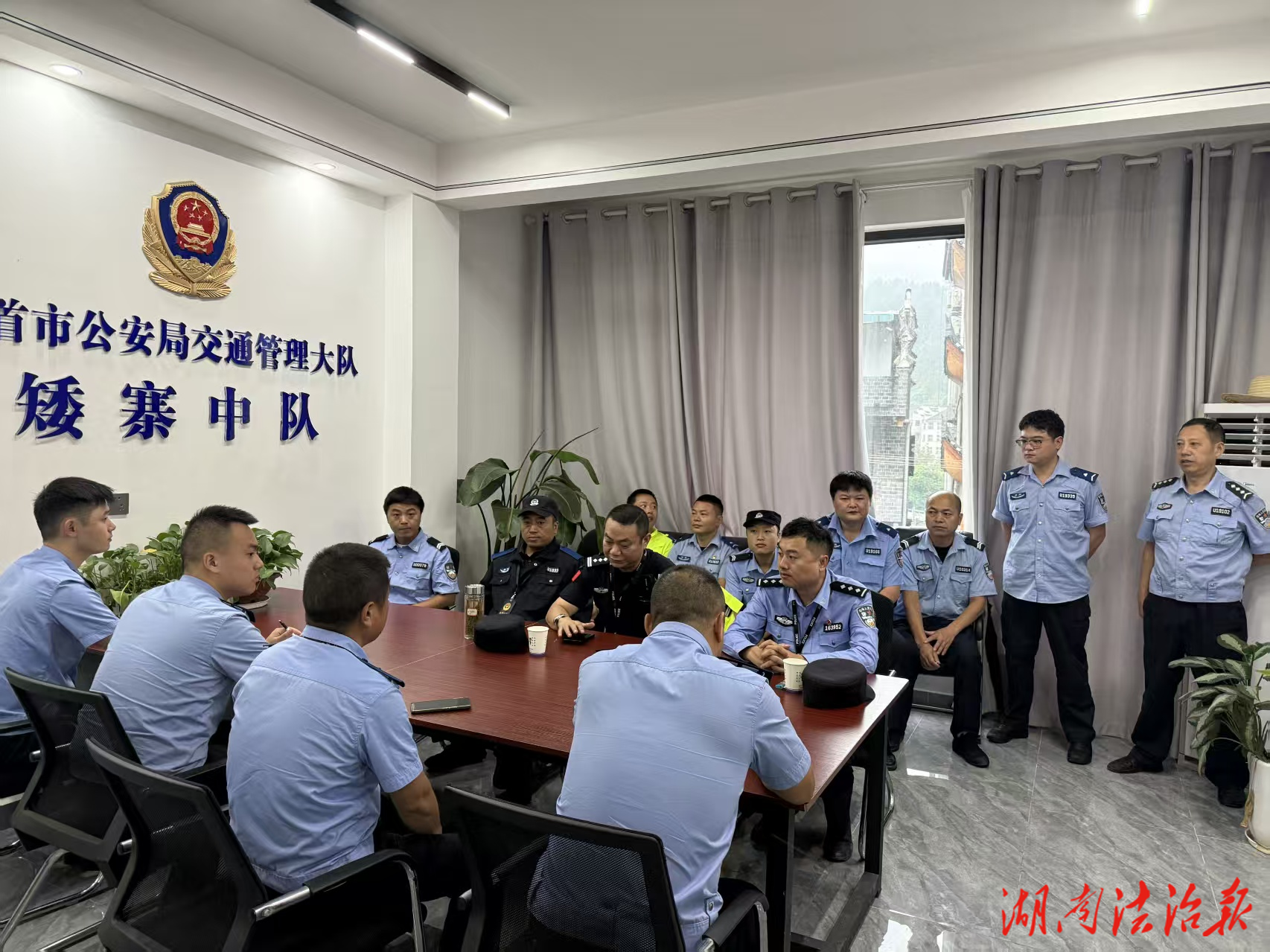 構建“交治合一”新格局 吉首公安全力護航十一黃金周平安暢通