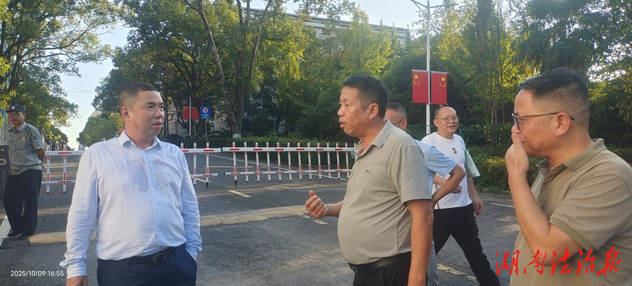 黄赞校一行莅临永州市综合职业中专检查职教专项工作