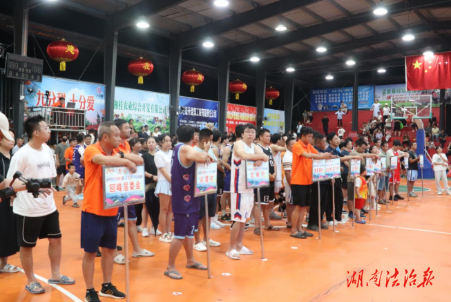 回龍圩管理區(qū)第六屆“九分甜”杯村BA籃球賽圓滿閉幕