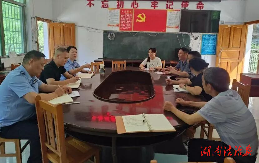 “公安藍”賦能“鄉(xiāng)村興”——消費幫扶破“痛點” ，警民同心促振興