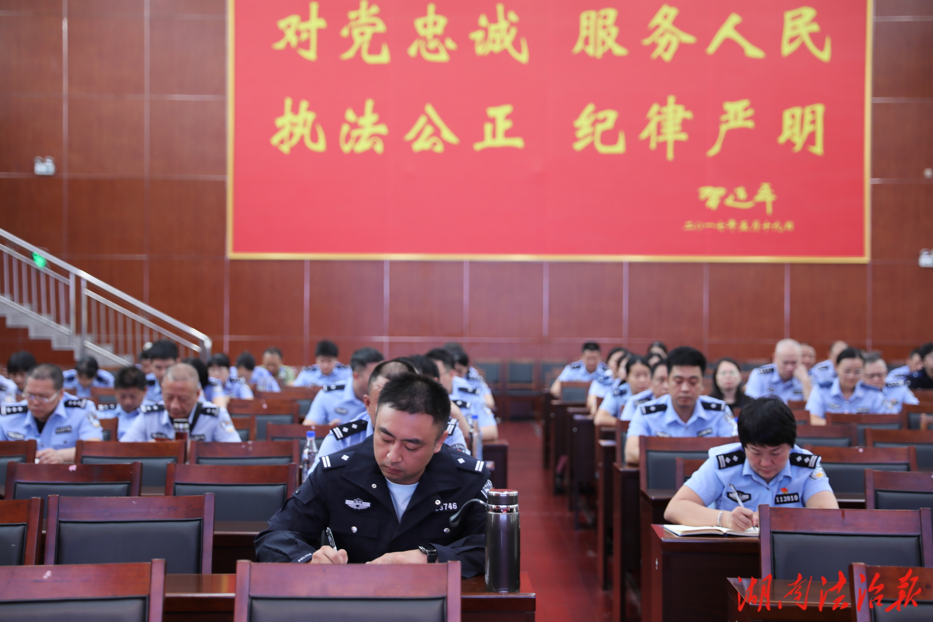 為思想“充電”，為實戰(zhàn)“蓄能”——寧遠縣公安局開展2025年政治大輪訓
