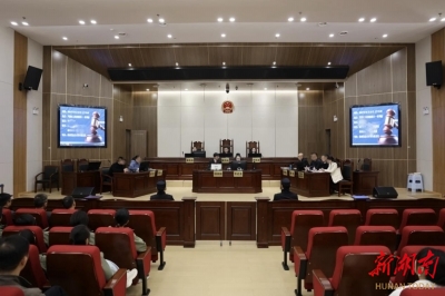 蘆淞區(qū)法院開庭審理一起政府信息公開及行政復(fù)議案 將庭審作為中青班“第二課堂”