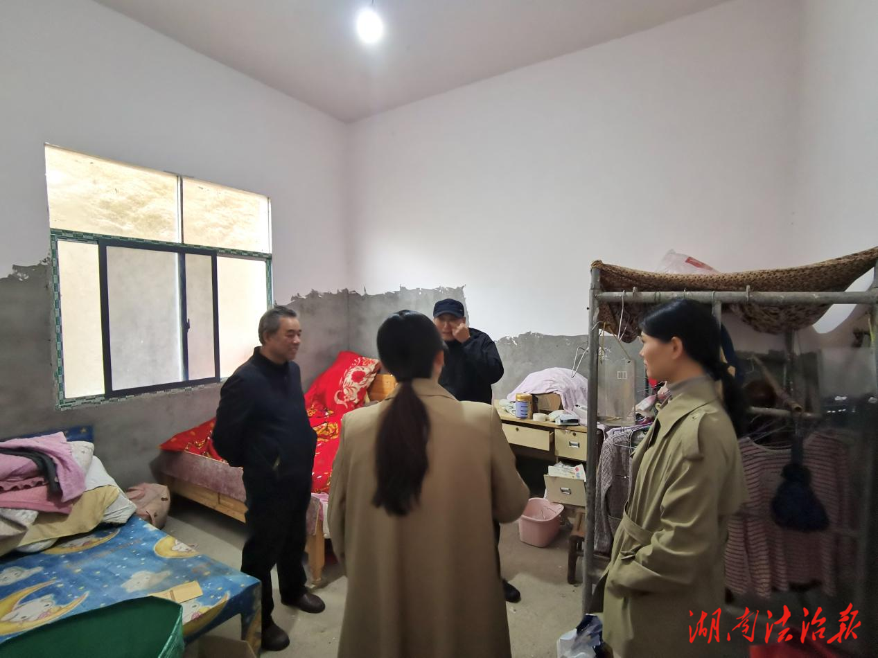 溫情筑家暖民心——沅陵縣人民檢察院參與多方聯(lián)動救助調研，助力“檢愛小屋”建設