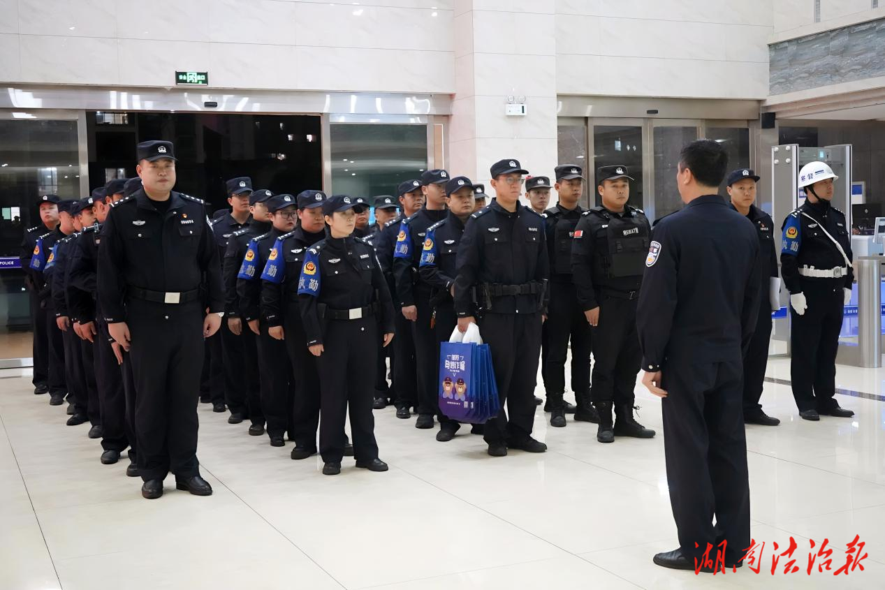 “音”你心動 “警”然有序！通道公安護航一場別樣的冬日浪漫