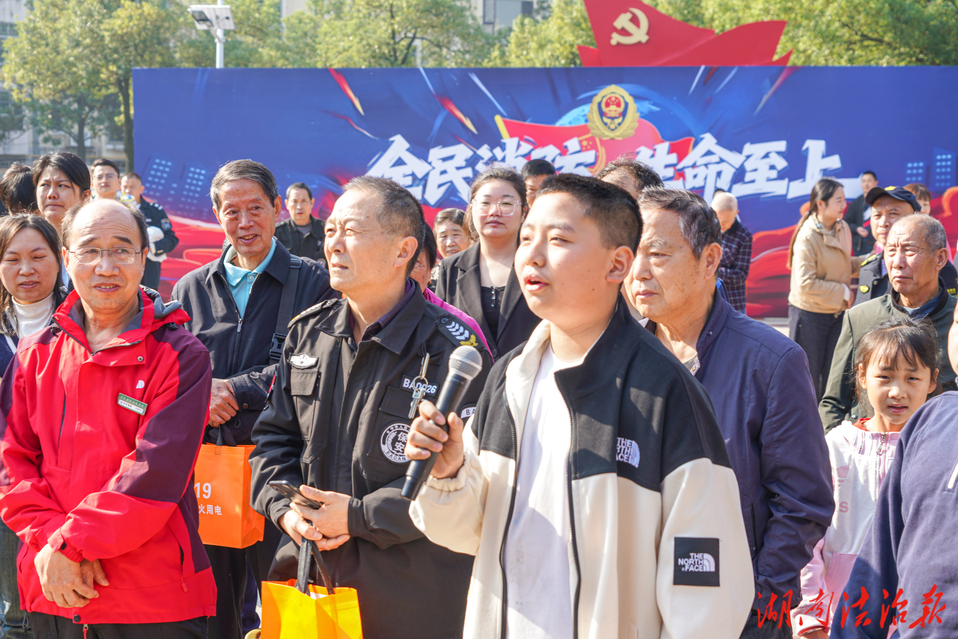 解锁冬日防火新技能！长沙消防“互动课堂”开进居民小区