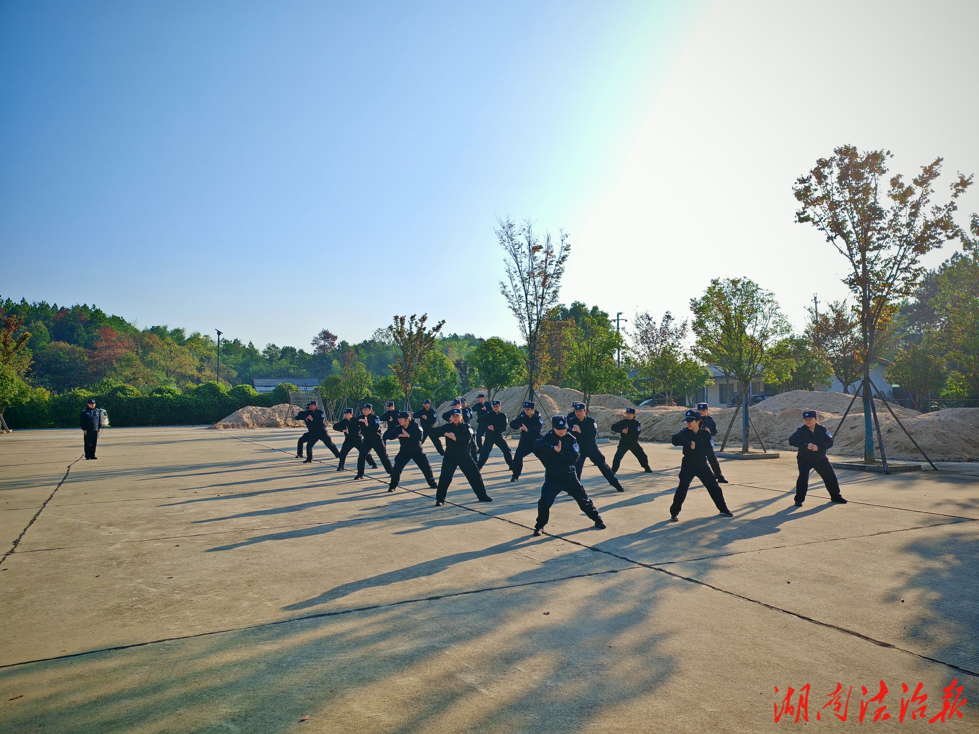 南岳区人民法院司法警察实战化集训圆满收官