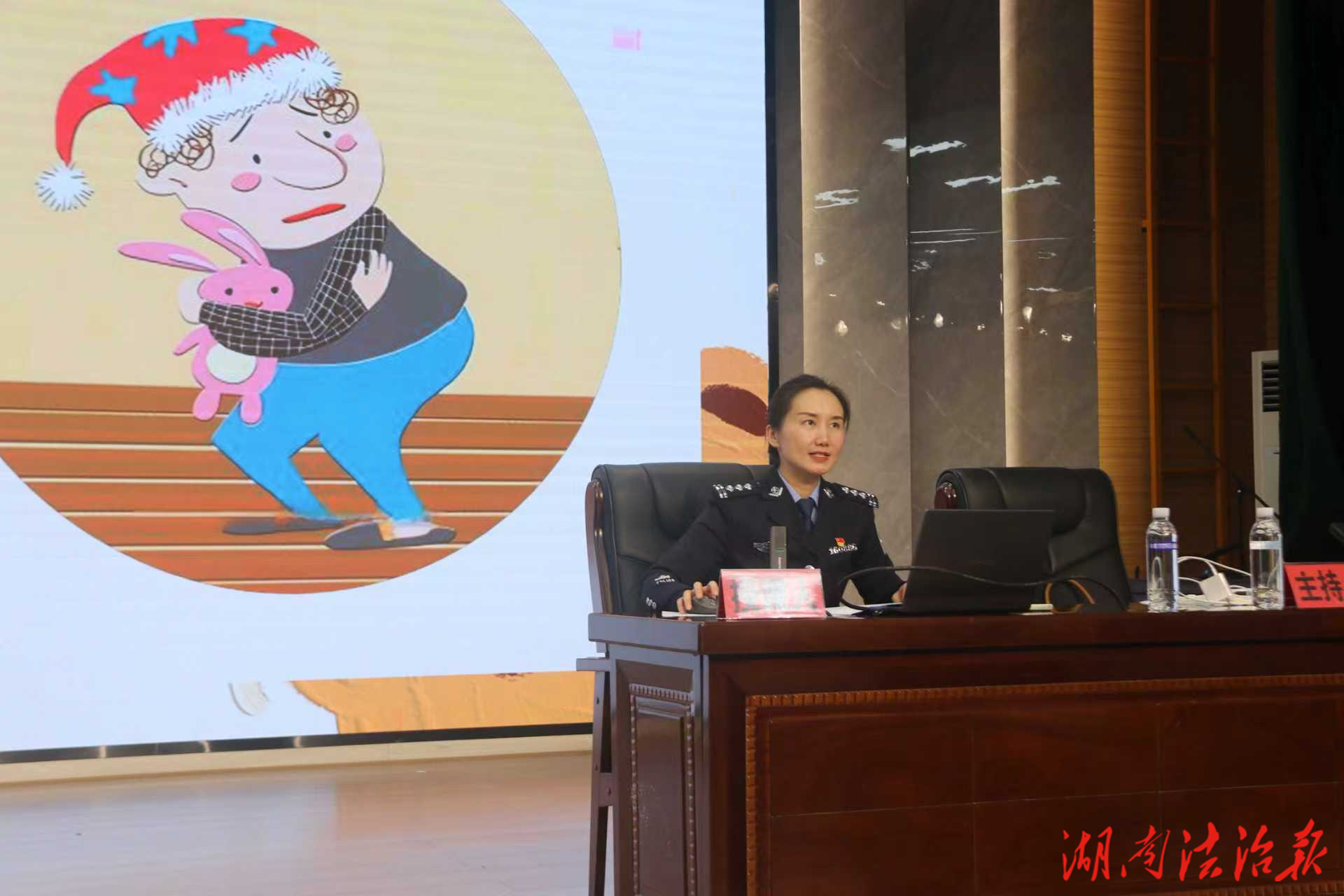 吉首公安進校園 安全普法護成長