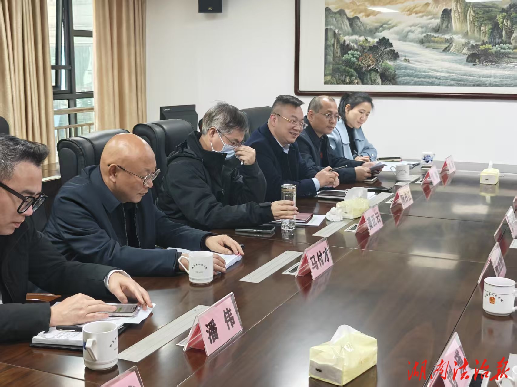 央級(jí)媒體赴衡陽(yáng)調(diào)研基層治理與法治建設(shè)工作