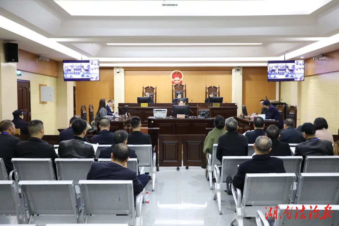 讓監(jiān)督“零距離”：人大代表走進常寧法院庭審現(xiàn)場