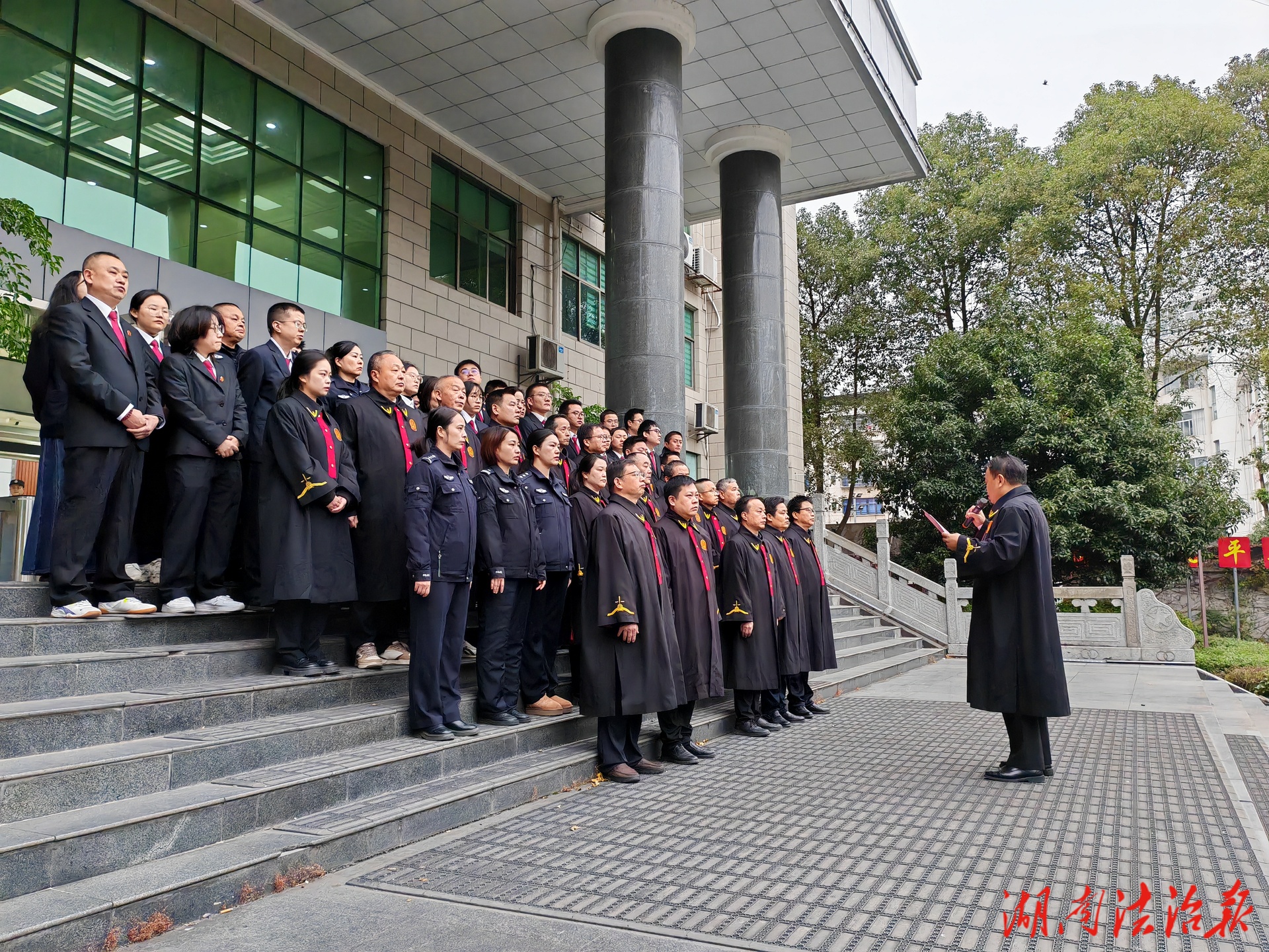 憲法宣傳周丨弘揚憲法精神 傳遞法治力量——瀘溪法院憲法宣傳周活動紀(jì)實