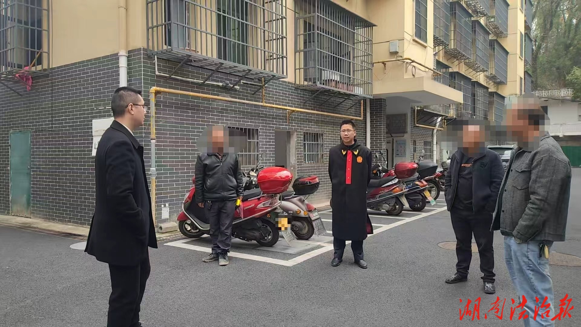 實地勘測定紛爭 傾情調(diào)解化糾紛