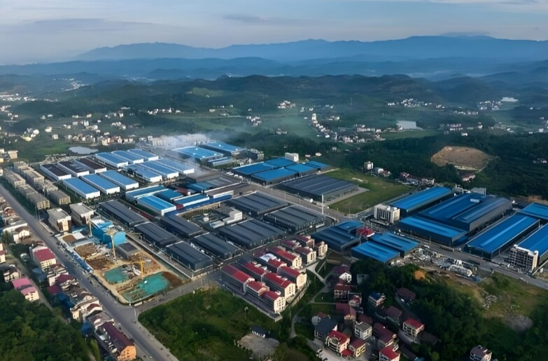 政策與管控協(xié)同 打造循環(huán)產(chǎn)業(yè)金名片