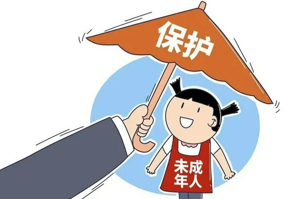 警徽照亮童心 平安呵護(hù)成長