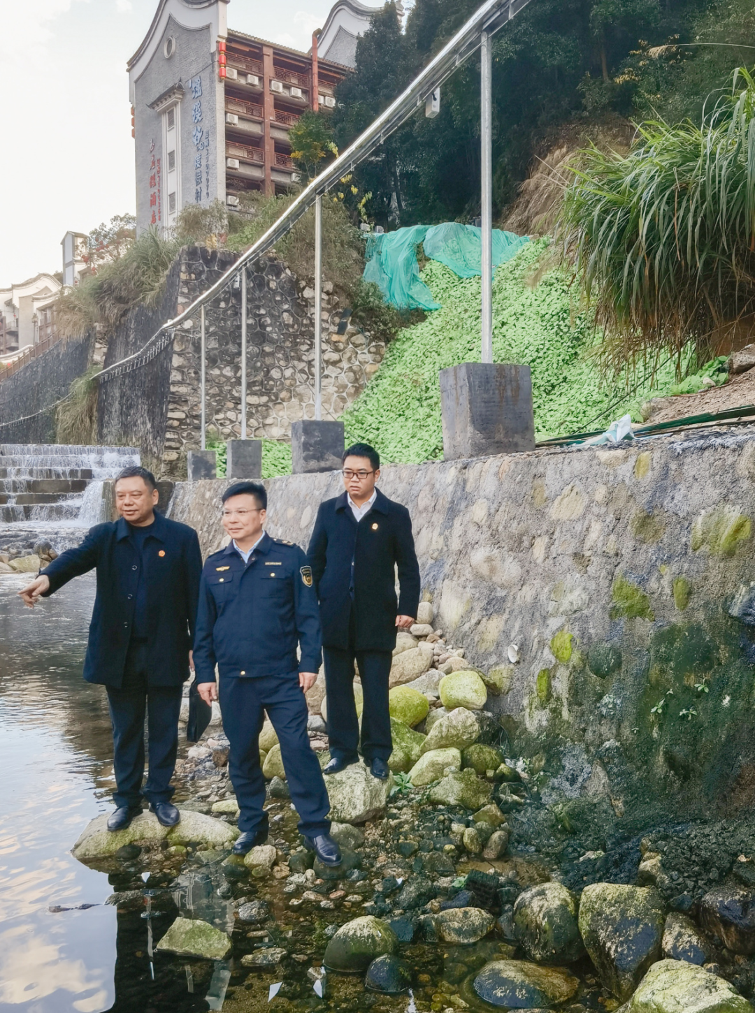 宜章法院：聯(lián)合生態(tài)環(huán)境部門共建共治 “禁止令”及時(shí)制止排污行為