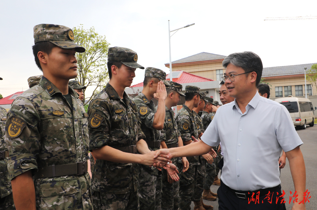 新田县领导“八一”慰问驻军部队：鱼水情深共谱新篇