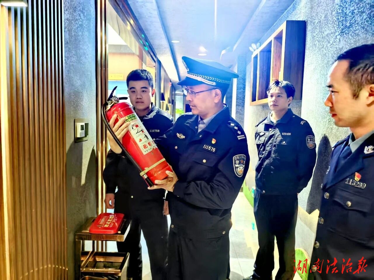 零陵公安开展“社会治安打击整治·冬季攻势”清查宣防集中统一行动