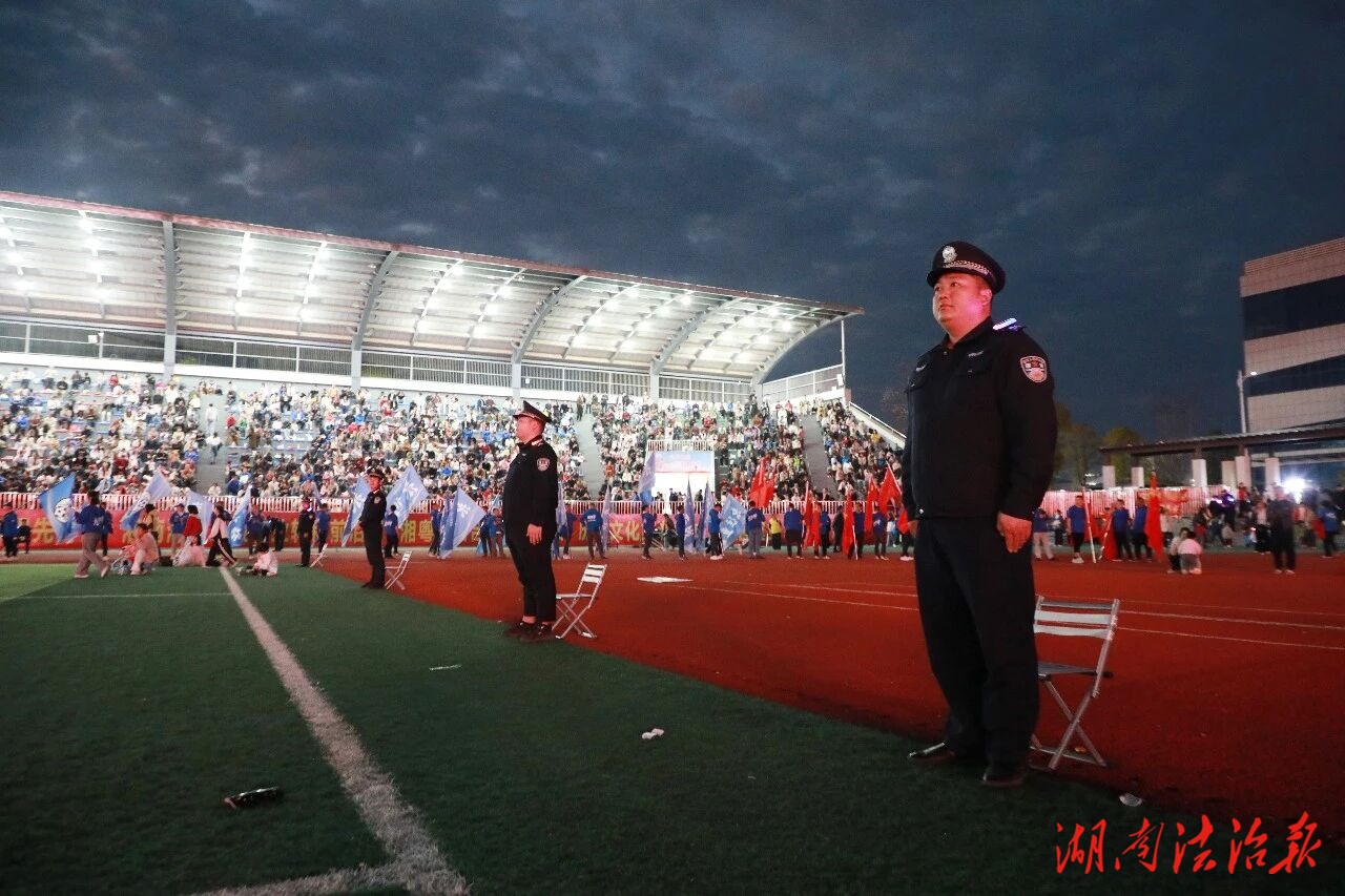 激情“湘超” 超“警”彩 道县公安硬核守护第三赛场