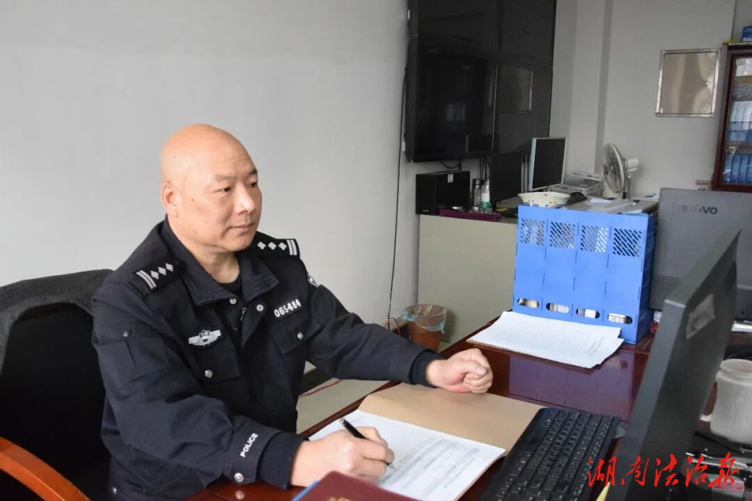 【邵东公安·我身边的先进典型】李再祥：淬炼督察利剑 护航警营清风