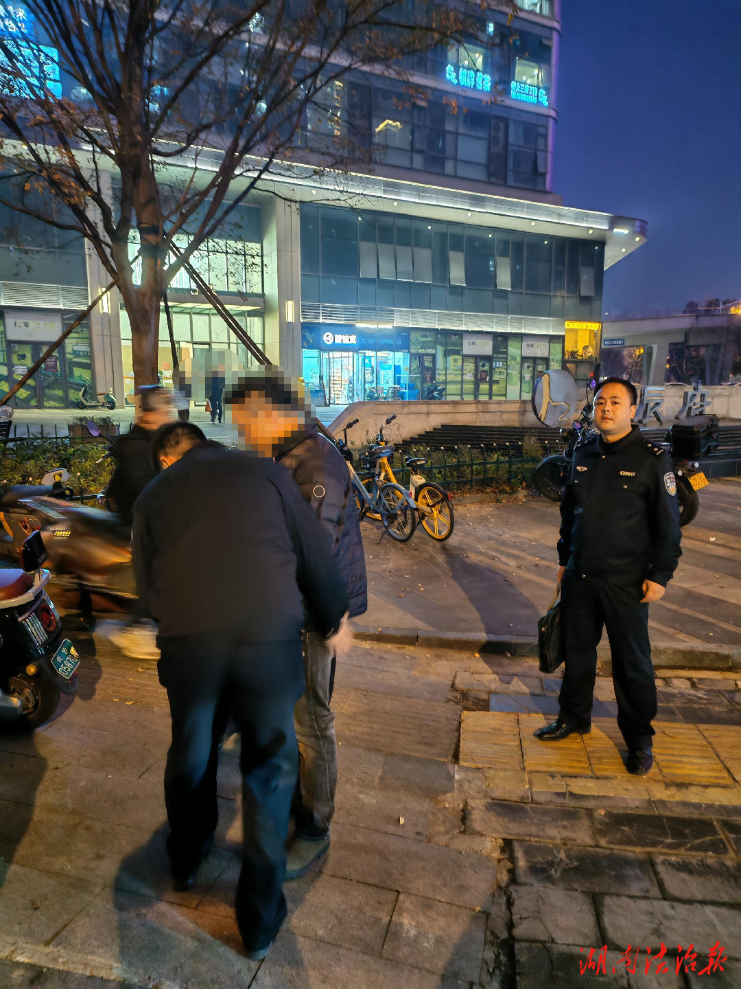 千里奔袭！泸溪法院跨省拘传长期规避执行“老赖”