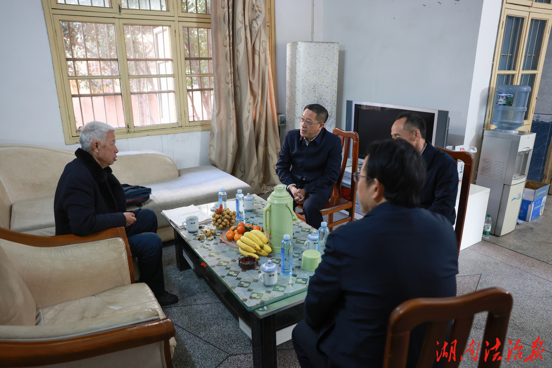 祁阳市委书记蒋崇华看望慰问部分老干部