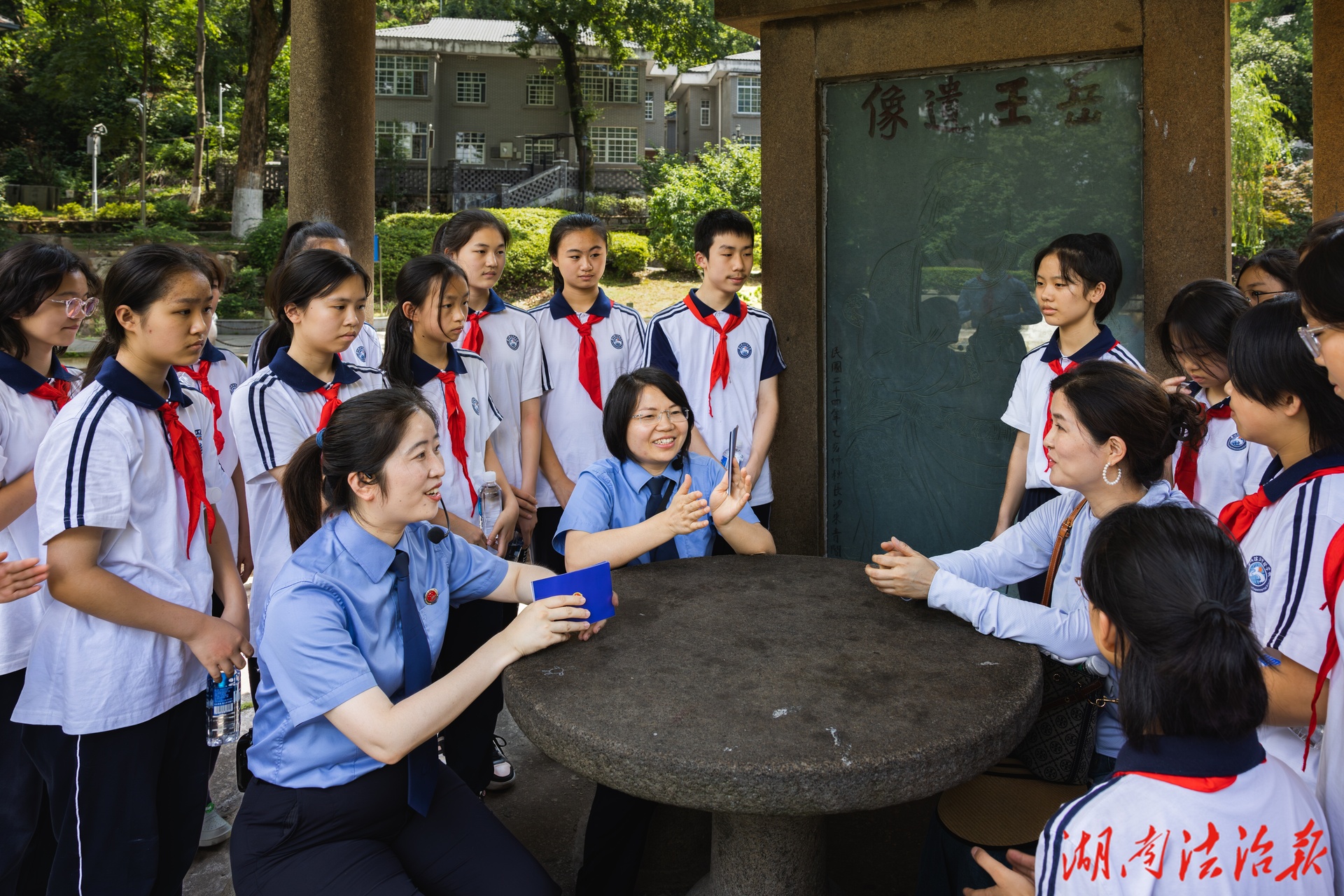 从“问题少年”到大学生 一场司法与家庭的“双向救赎”