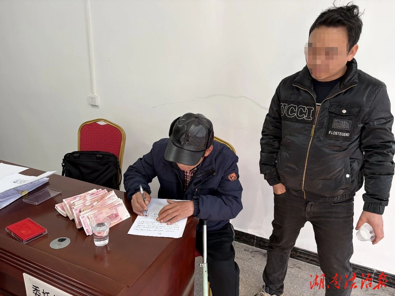 釋法理 解心結(jié) 高效調(diào)解繪就清法新“楓”景