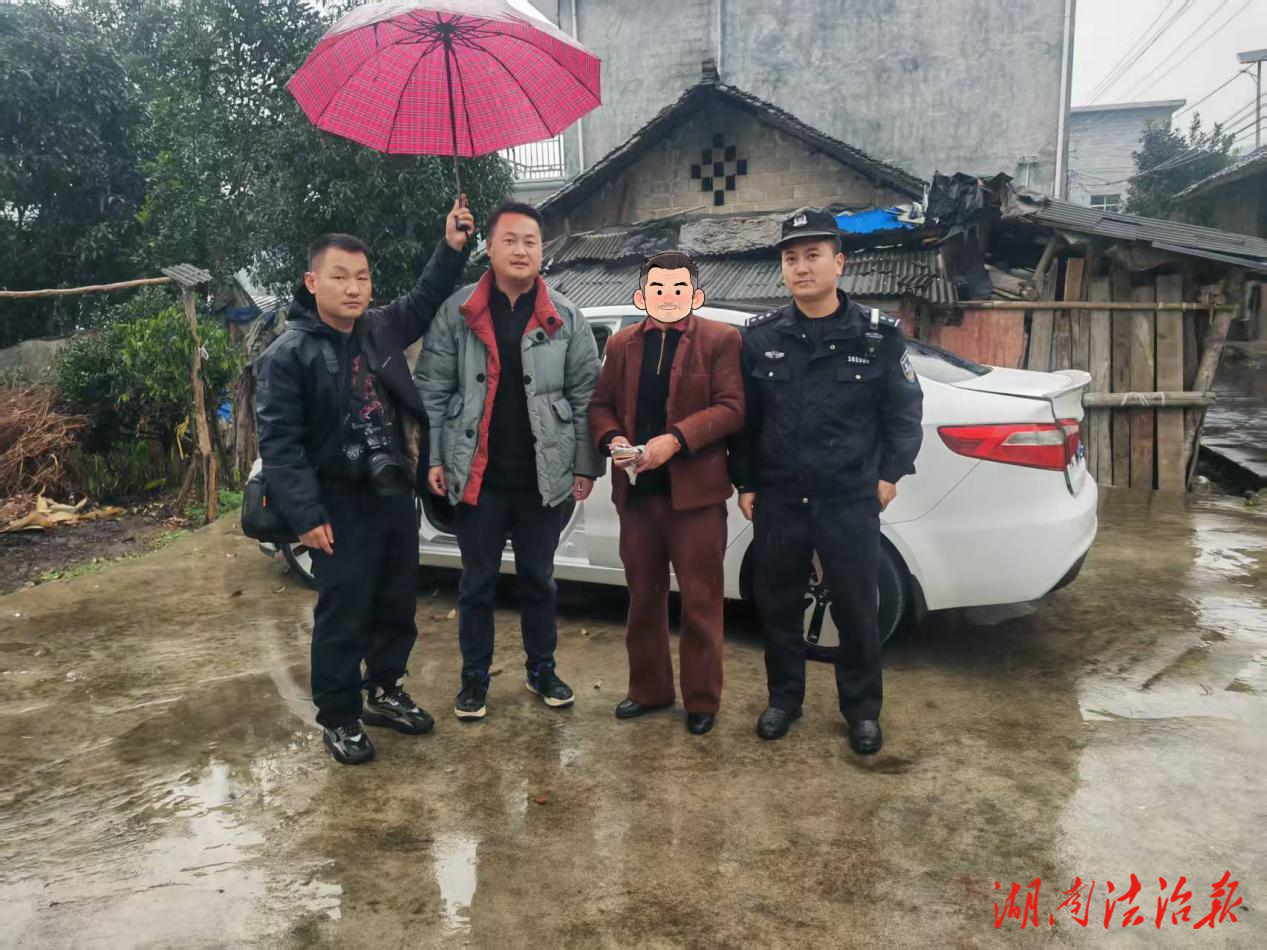 寒冬暖護(hù)！花垣公安一日內(nèi)連解民憂，讓守護(hù)更有溫度