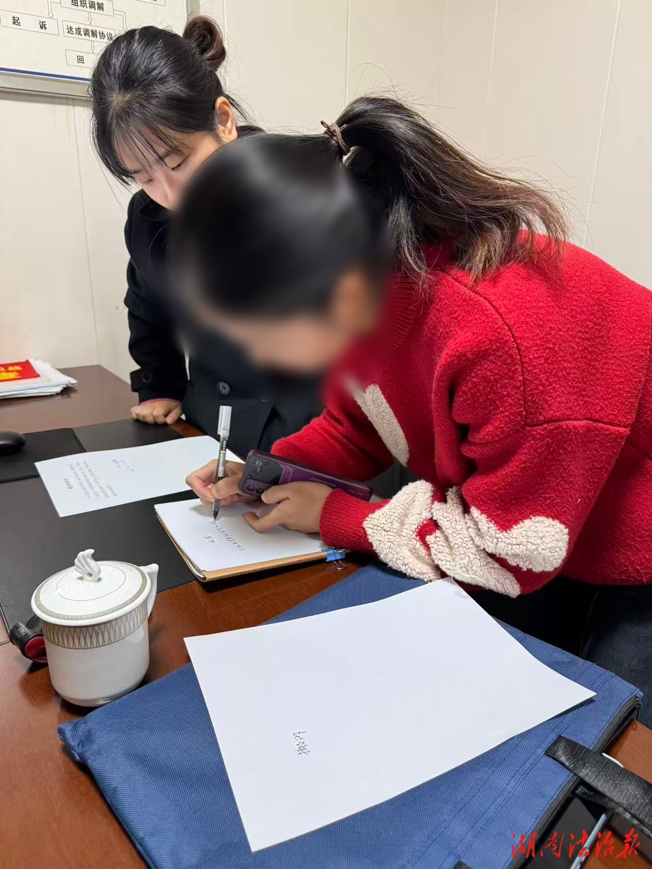 【多元解纷】饭店后院宠物狗咬伤孩童惹纠纷，法院+社区联动调解促和谐